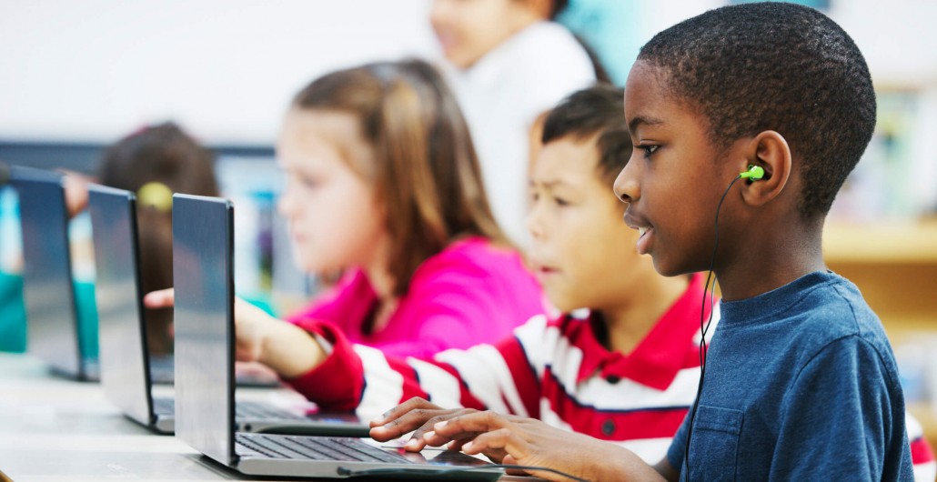 group of children with common speech disorders